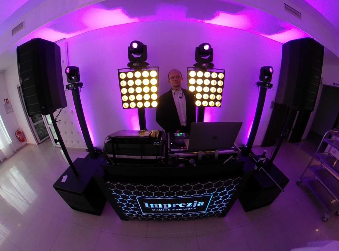DJ Damian setup